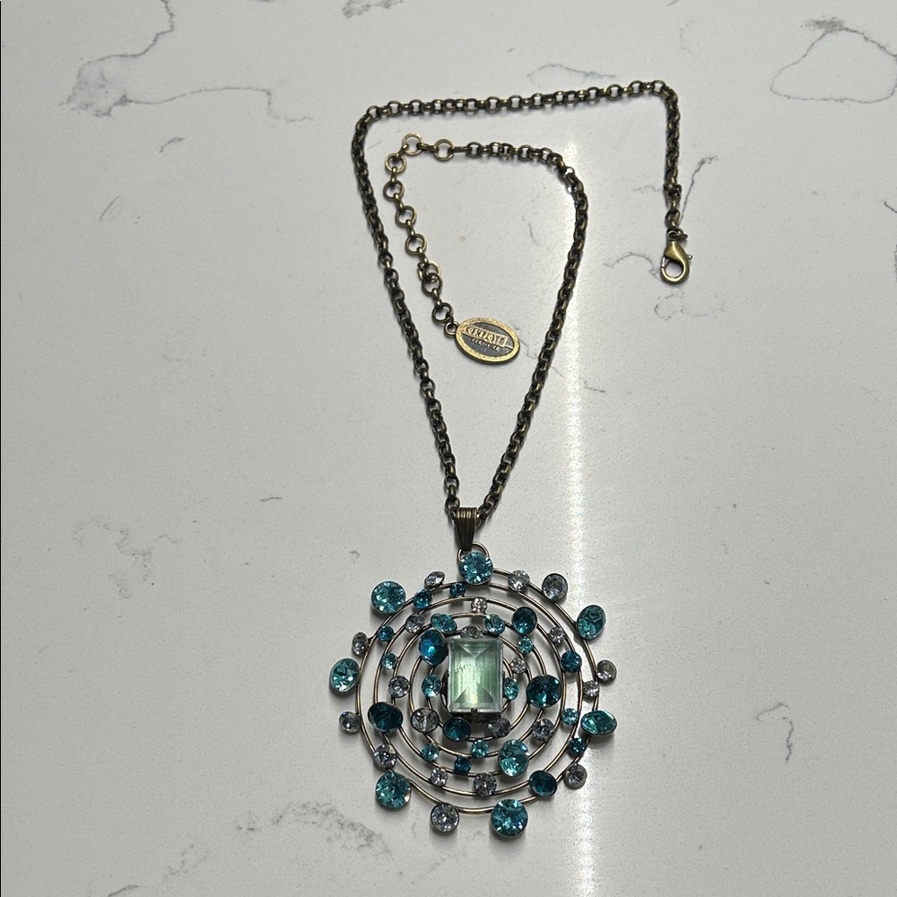 Chic Silver and Blue Gemstone Necklace